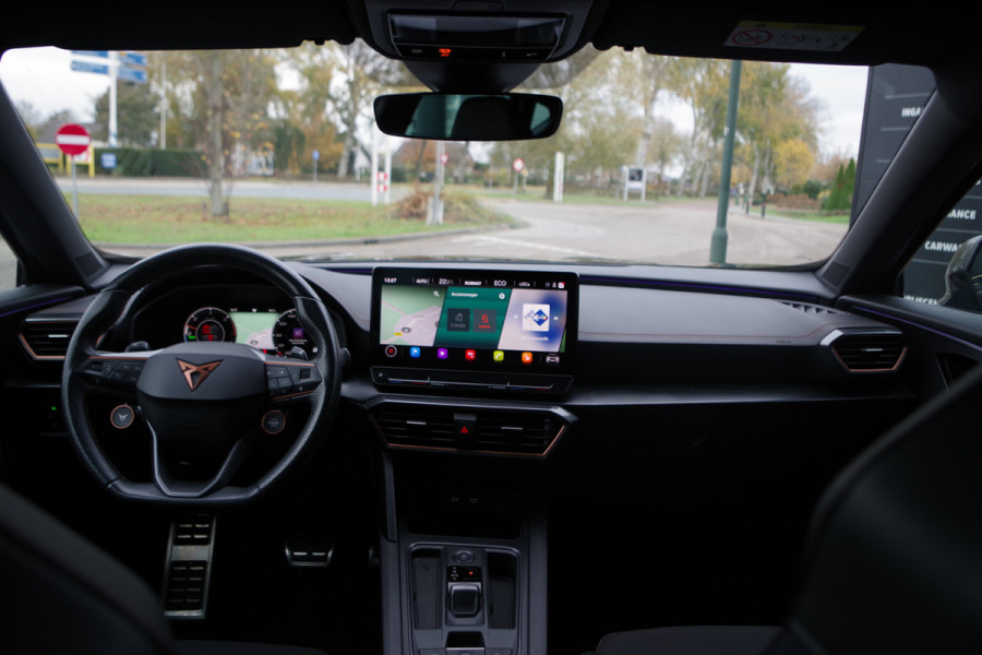 CUPRA Formentor 1.4 e-Hybrid 245 PK VZ Performance, Stuur-Startknop, Groot-Navigatie, Carplay, Kuipstoelen, Camera