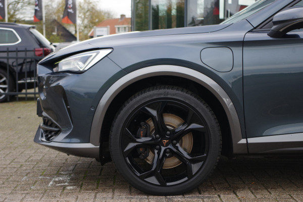 CUPRA Formentor 1.4 e-Hybrid 245 PK VZ Performance, Stuur-Startknop, Groot-Navigatie, Carplay, Kuipstoelen, Camera