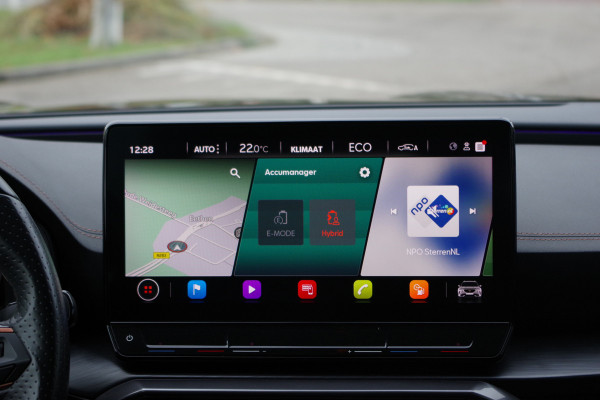 CUPRA Formentor 1.4 e-Hybrid 245 PK VZ Performance, Stuur-Startknop, Groot-Navigatie, Carplay, Kuipstoelen, Camera