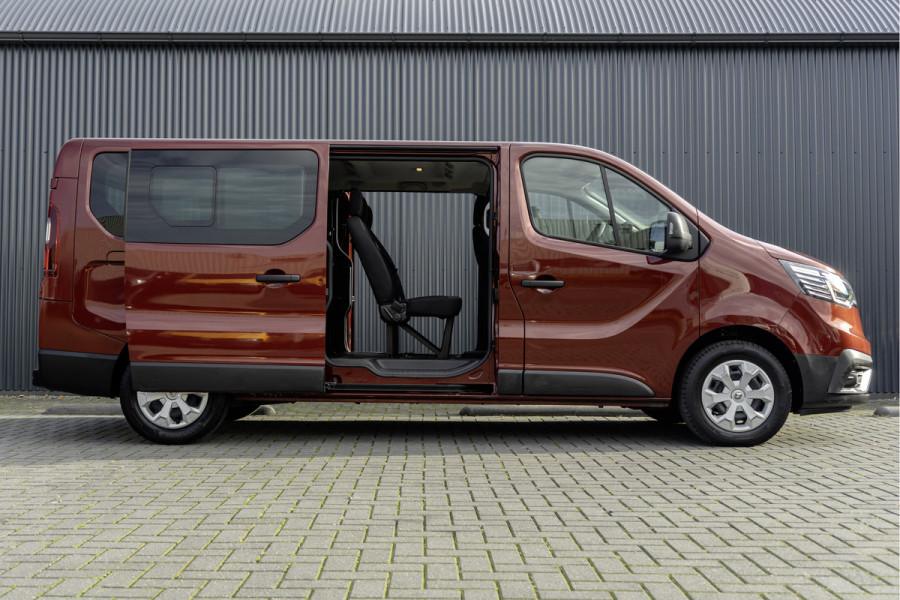 Renault Trafic Blue dCi 150PK | L2H1 | 9-Zits | EX BTW/BPM | LED | Canera | Navi | Zijschuifdeur R+L | Cruise | Airco | PDC | Euro 6