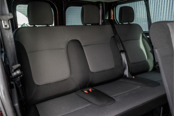 Renault Trafic Blue dCi 150PK | L2H1 | 9-Zits | EX BTW/BPM | LED | Canera | Navi | Zijschuifdeur R+L | Cruise | Airco | PDC | Euro 6