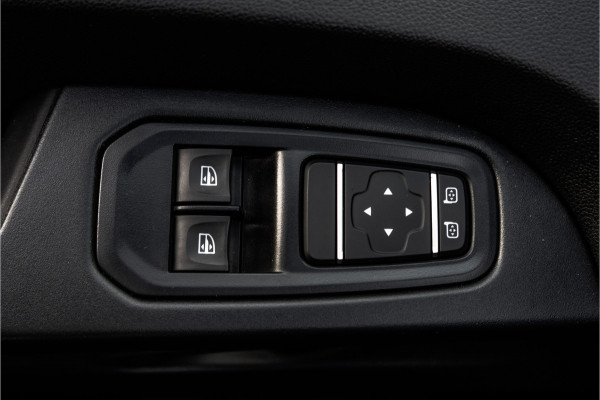 Renault Trafic Blue dCi 150PK | L2H1 | 9-Zits | EX BTW/BPM | LED | Canera | Navi | Zijschuifdeur R+L | Cruise | Airco | PDC | Euro 6