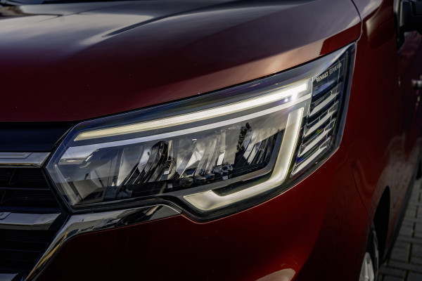 Renault Trafic Blue dCi 150PK | L2H1 | 9-Zits | EX BTW/BPM | LED | Canera | Navi | Zijschuifdeur R+L | Cruise | Airco | PDC | Euro 6