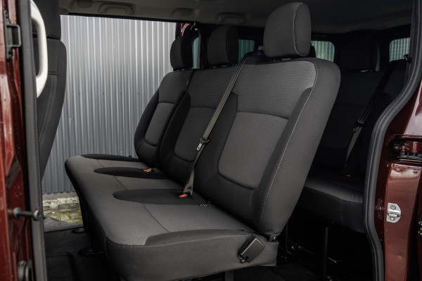 Renault Trafic Blue dCi 150PK | 9-Zits | EX BTW/BPM | LED | Camera | Navigatie | Cruise | Airco | PDC | Euro 6