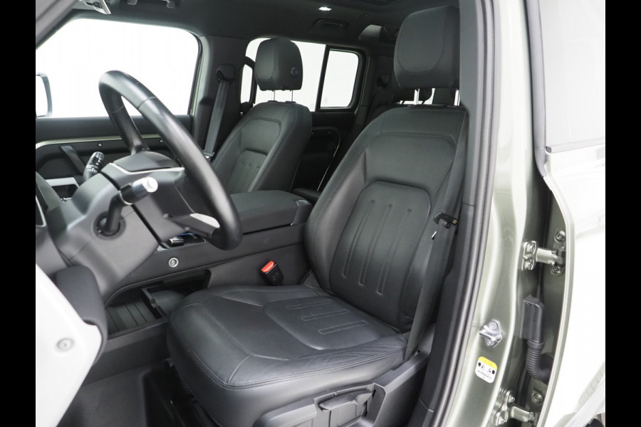 Land Rover Defender 110 2.0 P400e Urban | Panoramadak | Wide Arch | Luchtvering | Meridian | 360 | Sidesteps | Trekhaak