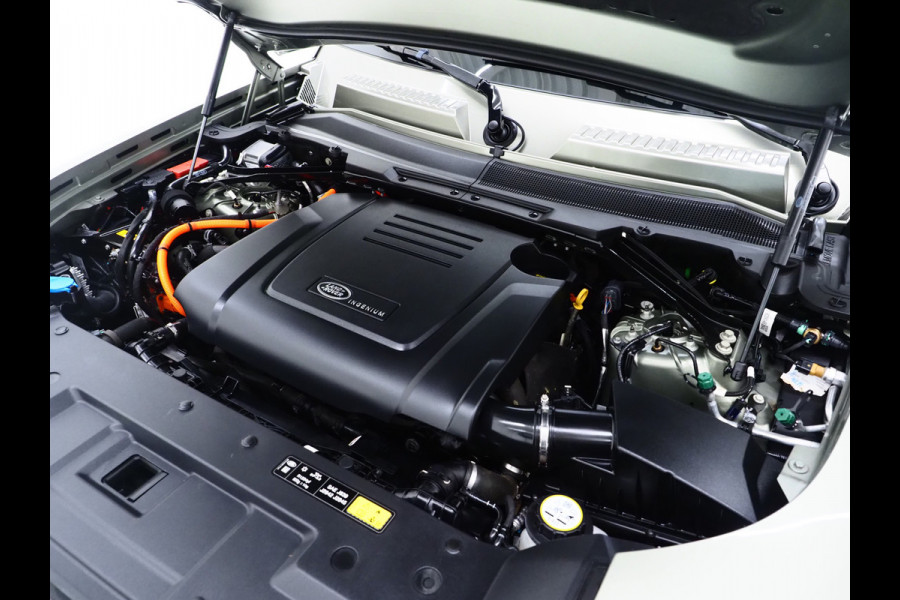 Land Rover Defender 110 2.0 P400e Urban | Panoramadak | Wide Arch | Luchtvering | Meridian | 360 | Sidesteps | Trekhaak