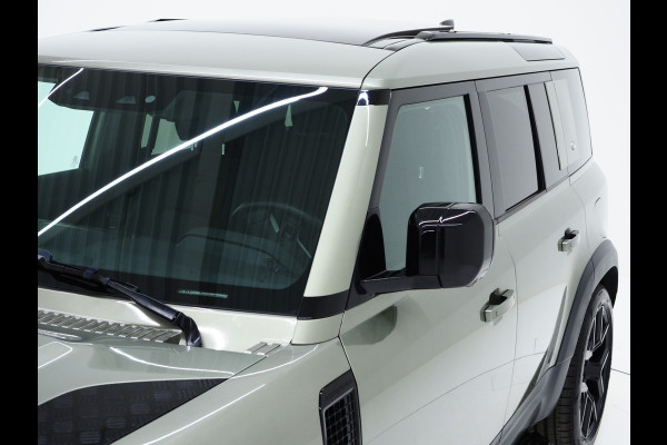 Land Rover Defender 110 2.0 P400e Urban | Panoramadak | Wide Arch | Luchtvering | Meridian | 360 | Sidesteps | Trekhaak