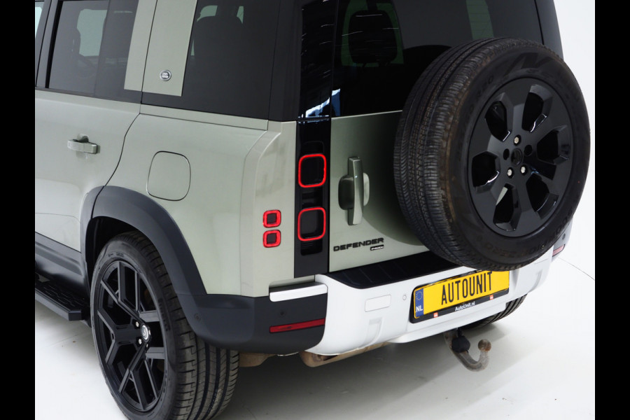 Land Rover Defender 110 2.0 P400e Urban | Panoramadak | Wide Arch | Luchtvering | Meridian | 360 | Sidesteps | Trekhaak