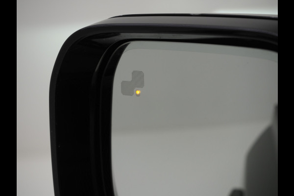 Land Rover Defender 110 2.0 P400e Urban | Panoramadak | Wide Arch | Luchtvering | Meridian | 360 | Sidesteps | Trekhaak