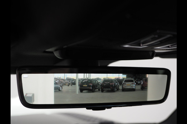 Land Rover Defender 110 2.0 P400e Urban | Panoramadak | Wide Arch | Luchtvering | Meridian | 360 | Sidesteps | Trekhaak