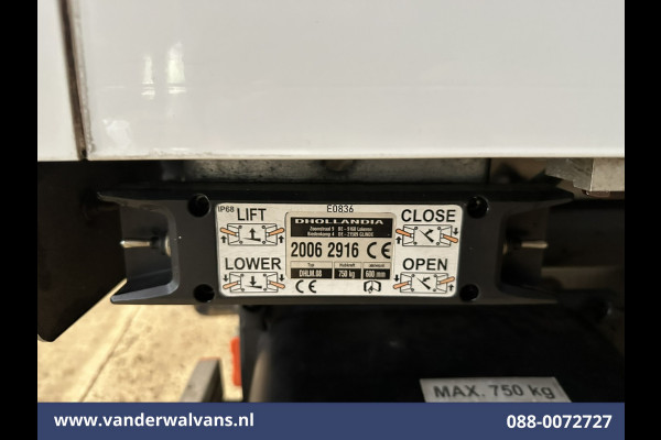 Ford Transit 2.0 TDCI 130pk Bakwagen 221cm hoog Laadklep Euro6 Airco | 3-Zits | Camera | 1020kg laadvermogen Verwarmde voorruit, Bijrijdersbank