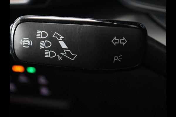 CUPRA Formentor 1.4 eHybrid VZ | 245pk | Stoelverwarming | 360 Camera | Adaptive cruise | Carplay | Navigatie | Sfeerverlichting | Keyless | Sportstoelen | Memory | PHEV | Plug In