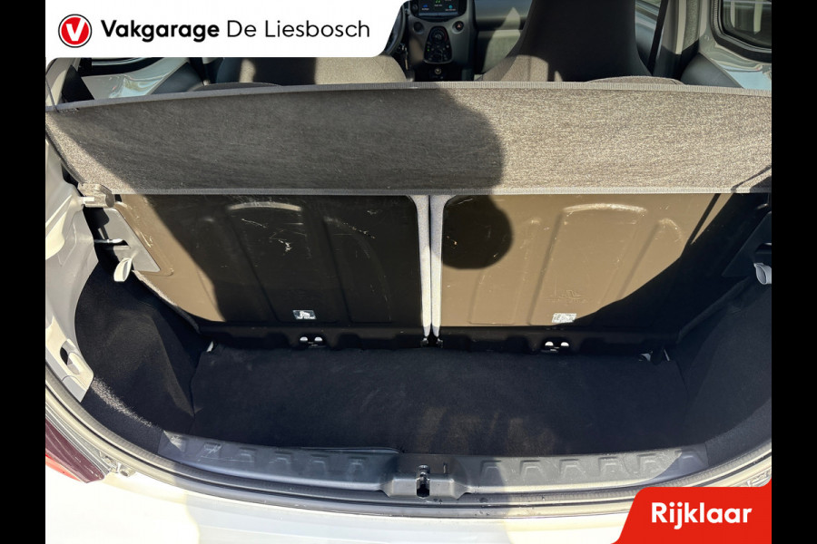 Toyota Aygo 1.0 VVT-i x-play/camera /airco/apple carplay/mf stuur/boeken