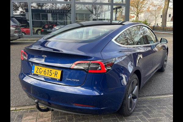 Tesla Model 3 Long Range AWD 75 kWh AFNEEMBARE TREKHAAK | 750KG TREKGEWICHT | ORIGNEEL NL AUTO | RIJKLAAR MET 12 MND BOVAG GARANTIE |