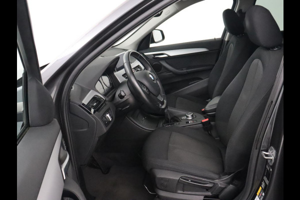 BMW X1 Xdrive25e Edrive Edition | Panoramadak | Stoelverwarming | Full LED | Navigatie | Climate control | Parkeerhulp | Cruise control | PHEV | Plug In