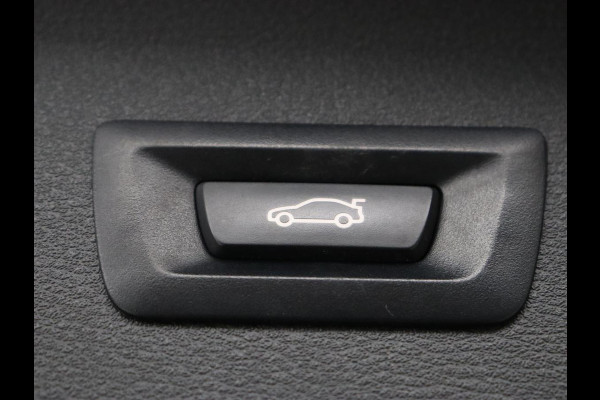 BMW X1 Xdrive25e Edrive Edition | Panoramadak | Stoelverwarming | Full LED | Navigatie | Climate control | Parkeerhulp | Cruise control | PHEV | Plug In