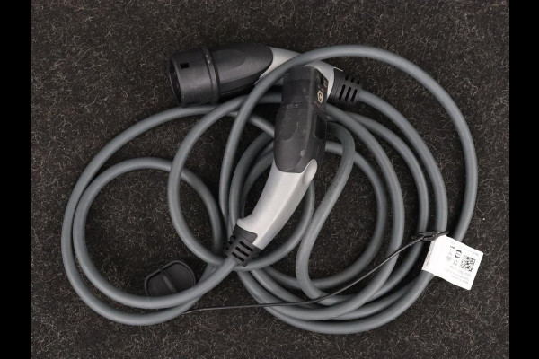 BMW X1 Xdrive25e Edrive Edition | Panoramadak | Stoelverwarming | Full LED | Navigatie | Climate control | Parkeerhulp | Cruise control | PHEV | Plug In