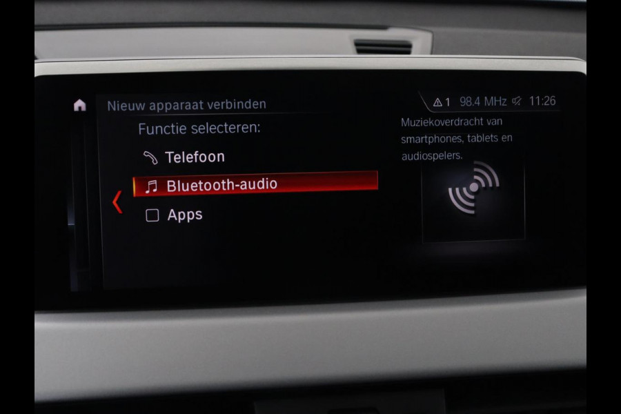 BMW X1 Xdrive25e Edrive Edition | Panoramadak | Stoelverwarming | Full LED | Navigatie | Climate control | Parkeerhulp | Cruise control | PHEV | Plug In