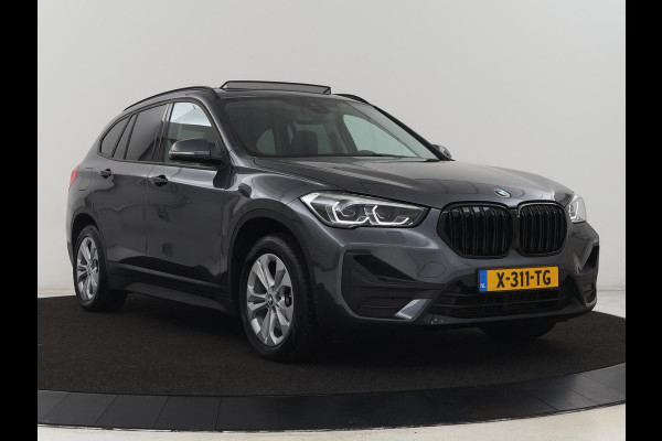 BMW X1 Xdrive25e Edrive Edition | Panoramadak | Stoelverwarming | Full LED | Navigatie | Climate control | Parkeerhulp | Cruise control | PHEV | Plug In