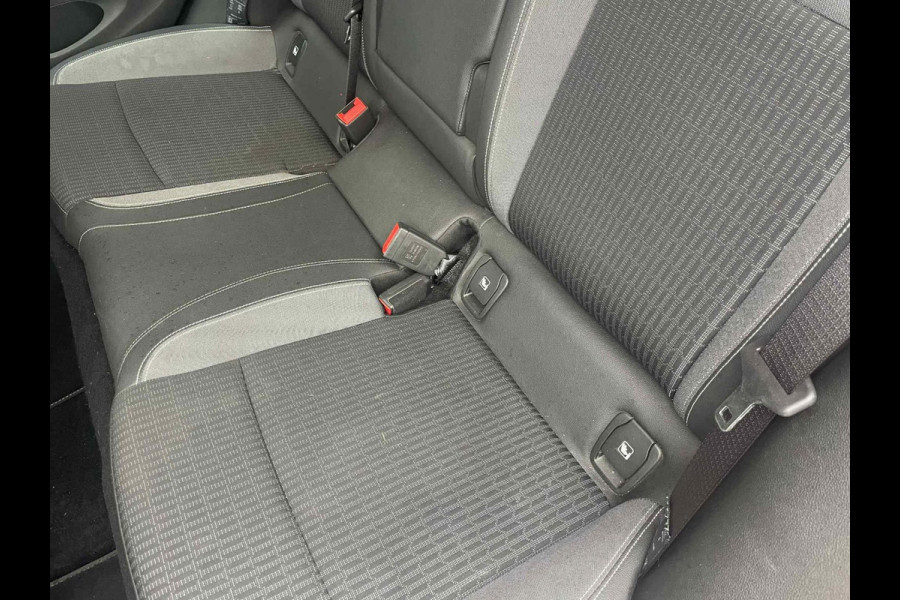 Opel Astra 1.2 Elegance / CarPlay / 360 camera