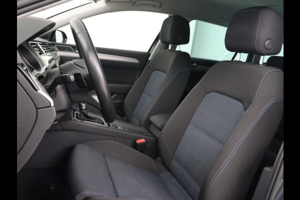 Volkswagen Passat 1.4 TSI PHEV GTE | Trekhaak | Stoelverwarming | Massage | Camera | Carplay | Adaptive cruise | Side Assist | Matrix LED | Navigatie | Parkeerhulp | Plug In