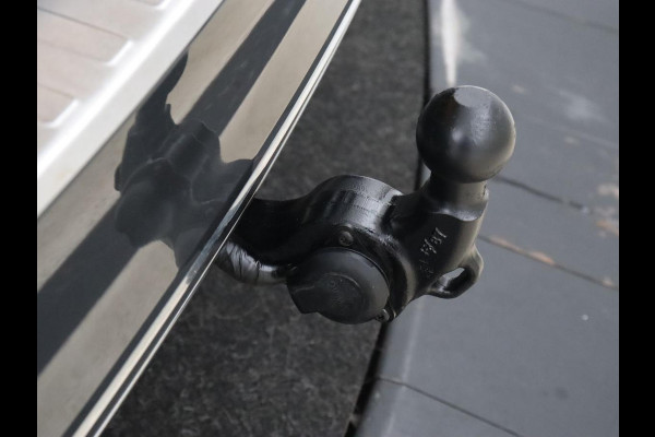 Volkswagen Passat 1.4 TSI PHEV GTE | Trekhaak | Stoelverwarming | Massage | Camera | Carplay | Adaptive cruise | Side Assist | Matrix LED | Navigatie | Parkeerhulp | Plug In