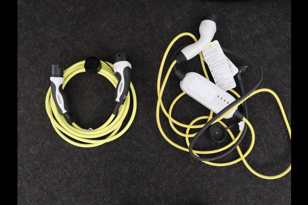 Volkswagen Passat 1.4 TSI PHEV GTE | Trekhaak | Stoelverwarming | Massage | Camera | Carplay | Adaptive cruise | Side Assist | Matrix LED | Navigatie | Parkeerhulp | Plug In