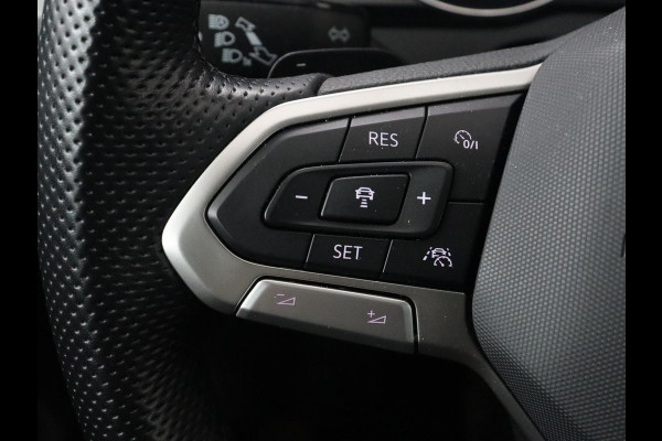 Volkswagen Passat 1.4 TSI PHEV GTE | Trekhaak | Stoelverwarming | Massage | Camera | Carplay | Adaptive cruise | Side Assist | Matrix LED | Navigatie | Parkeerhulp | Plug In