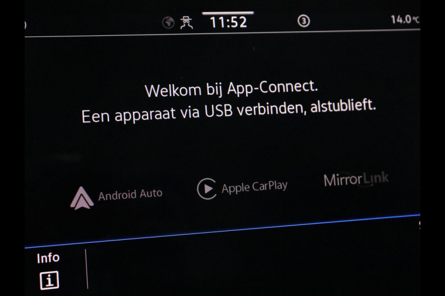 Volkswagen Passat 1.4 TSI PHEV GTE | Trekhaak | Stoelverwarming | Massage | Camera | Carplay | Adaptive cruise | Side Assist | Matrix LED | Navigatie | Parkeerhulp | Plug In