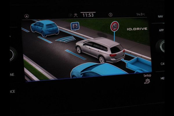 Volkswagen Passat 1.4 TSI PHEV GTE | Trekhaak | Stoelverwarming | Massage | Camera | Carplay | Adaptive cruise | Side Assist | Matrix LED | Navigatie | Parkeerhulp | Plug In