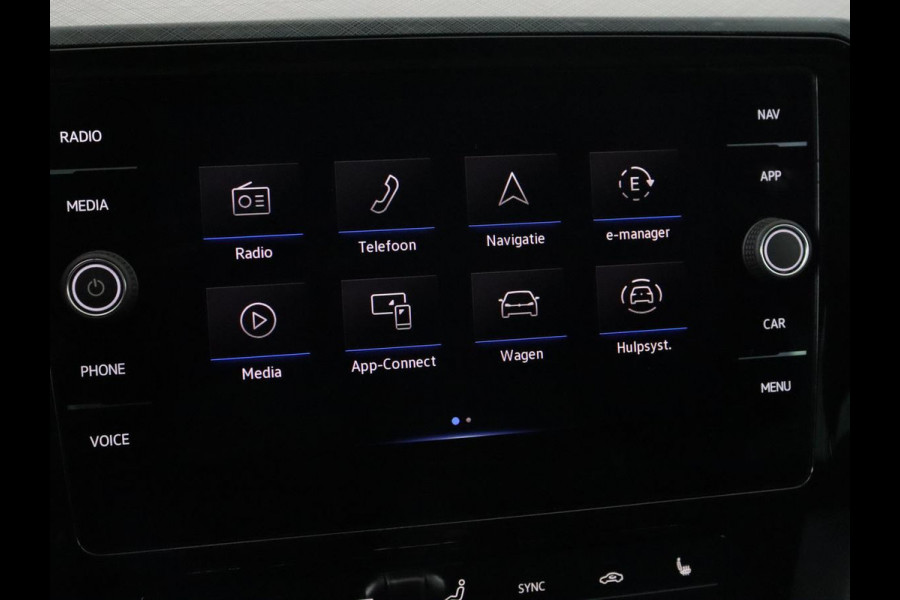 Volkswagen Passat 1.4 TSI PHEV GTE | Trekhaak | Stoelverwarming | Massage | Camera | Carplay | Adaptive cruise | Side Assist | Matrix LED | Navigatie | Parkeerhulp | Plug In