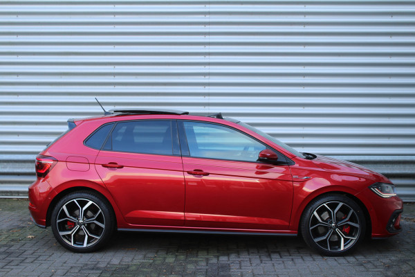 Volkswagen Polo 2.0 TSI 207pk GTI DSG7 Panoramadak Clima Cruise Navi Camera Carplay Dig. Cockpit 18"LMV Stoelverwarming