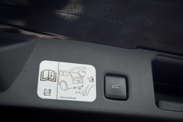 Ford Kuga 2.5 PHEV Titanium X / Winter Pack / Privacy Glass / Trekhaak voorbereiding