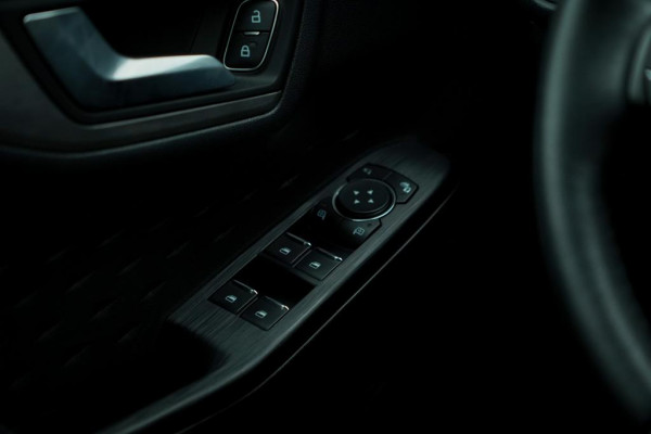 Ford Kuga 2.5 PHEV Titanium X / Winter Pack / Privacy Glass / Trekhaak voorbereiding