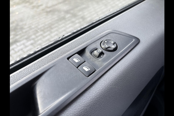 Peugeot Expert 2.0 BlueHDI 120 Long Premium*A/C*CRUISE*