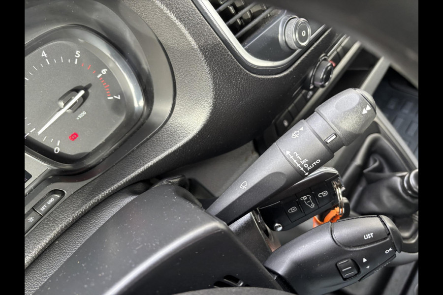 Peugeot Expert 2.0 BlueHDI 120 Long Premium*A/C*CRUISE*