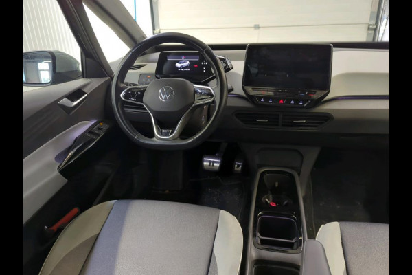Volkswagen ID.3 First Plus 58 kWh Airco Navi Carplay 19" LM Velgen Adaptive Cruise Control LED Matrix IQ Light DAB+ Alcantara PDC VA + Camera Stoel/Stuurwielverwarming