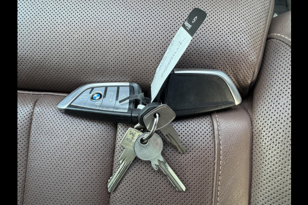 BMW X5 xDrive45e High Executive M-Sport | Panoramadak | Head-Up Display | 360* Camera | Luchtvering | Massage | Laser | Elektrische Trekhaak |