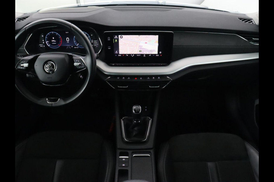 Škoda Octavia 1.5 TSI First Edition | Head-Up | Stoelverwarming | Adaptive cruise | Leder/Alcantara | Side Assist | Matrix LED | Keyless | Virtual Cockpit | Carplay | Navigatie | Park Assist