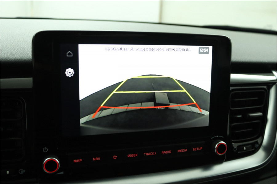 Kia Stonic 1.0 T-GDi MHEV DynamicPlusLine Apple Carplay/Android Auto - Cruise Control - Climate Control - Navigatie - Stoel/Stuur Verwarming - Fabrieksgarantie tot 10-2031
