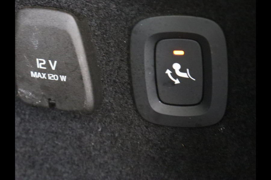 Volvo V60 Cross Country 2.0 T5 AWD Pro | Stoelventilatie | Massage | Massage | Trekhaak | Adaptive cruise | Nappaleder | Camera | Carplay | Harman/Kardon | Stoelverwarming | Navigatie | Memory | Full LED