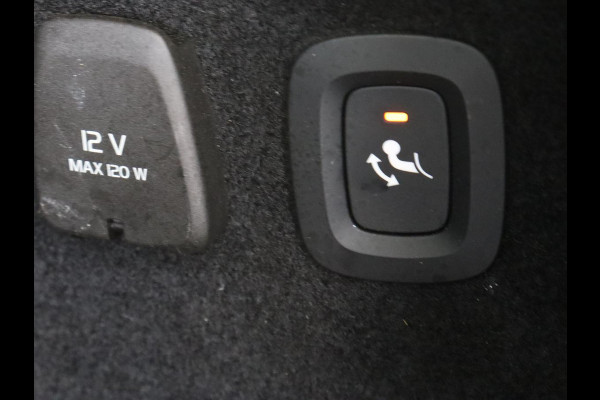 Volvo V60 Cross Country 2.0 T5 AWD Pro | Stoelventilatie | Massage | Massage | Trekhaak | Adaptive cruise | Nappaleder | Camera | Carplay | Harman/Kardon | Stoelverwarming | Navigatie | Memory | Full LED