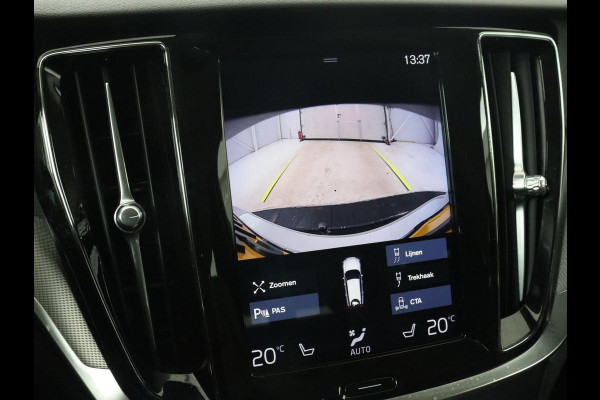 Volvo V60 Cross Country 2.0 T5 AWD Pro | Stoelventilatie | Massage | Massage | Trekhaak | Adaptive cruise | Nappaleder | Camera | Carplay | Harman/Kardon | Stoelverwarming | Navigatie | Memory | Full LED