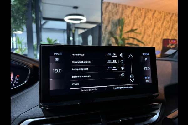 Peugeot 3008 1.2 PureTech GT Garantie Afn. Trekhaak Memory 360 Carplay Elek Achterklep Blindspot ACC Navi Clima Sfeer LED Rijklaar