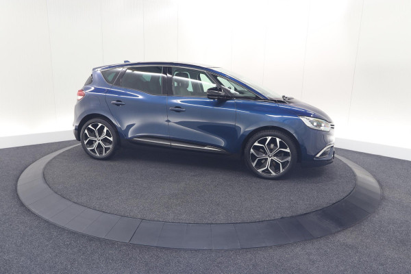 Renault Scénic TCe 140 EDC Bose | Trekhaak | Camera | Stoelverwarming | Adaptieve Cruise Control | Dodehoekdetectie