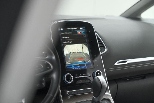Renault Scénic TCe 140 EDC Bose | Trekhaak | Camera | Stoelverwarming | Adaptieve Cruise Control | Dodehoekdetectie