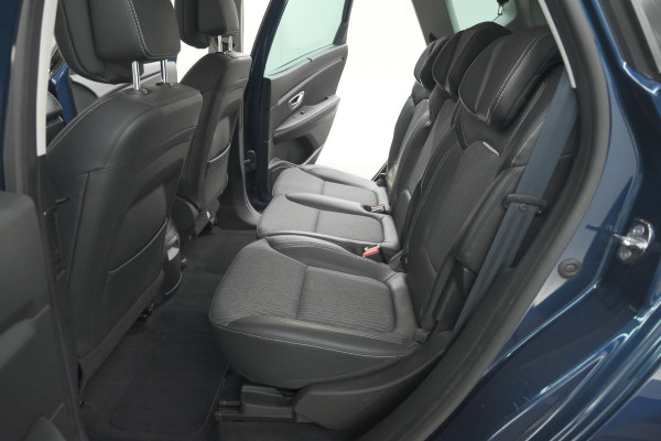 Renault Scénic TCe 140 EDC Bose | Trekhaak | Camera | Stoelverwarming | Adaptieve Cruise Control | Dodehoekdetectie