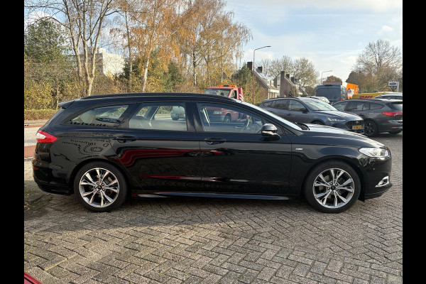 Ford Mondeo Wagon 1.5 EcoBoost ST Line 160pk | Trekhaak | Winterpack | Parkeersensoren | Navigatie | Climate Control