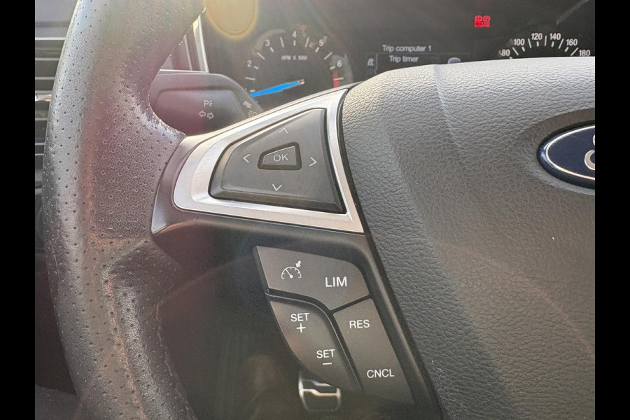 Ford Mondeo Wagon 1.5 EcoBoost ST Line 160pk | Trekhaak | Winterpack | Parkeersensoren | Navigatie | Climate Control