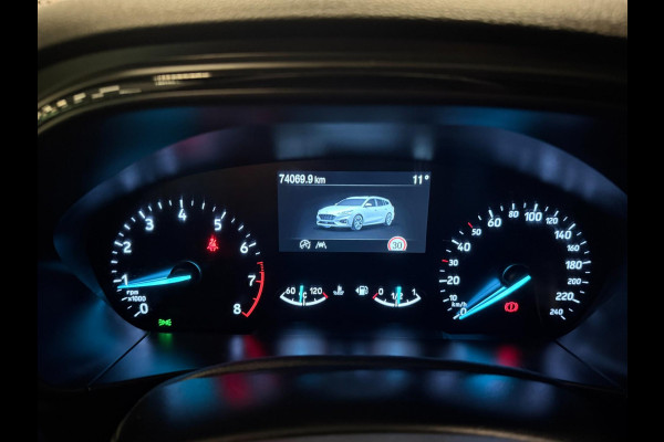 Ford FOCUS Wagon 1.0 EcoBoost Hybrid ST Line X Business NAVI/CAM/DAB/CARPLAY/ECC/PDC/CRUISE///